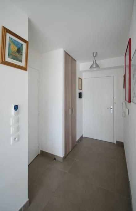 Chez Martin - Spacieux Appartement Climatise Proche De La Plage Ла-Гранд-Мот Экстерьер фото