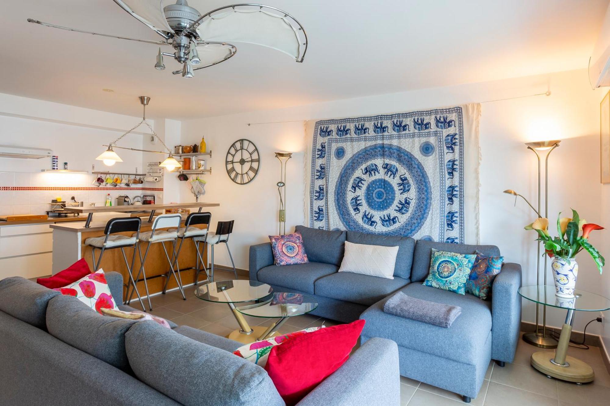 Chez Martin - Spacieux Appartement Climatise Proche De La Plage Ла-Гранд-Мот Экстерьер фото