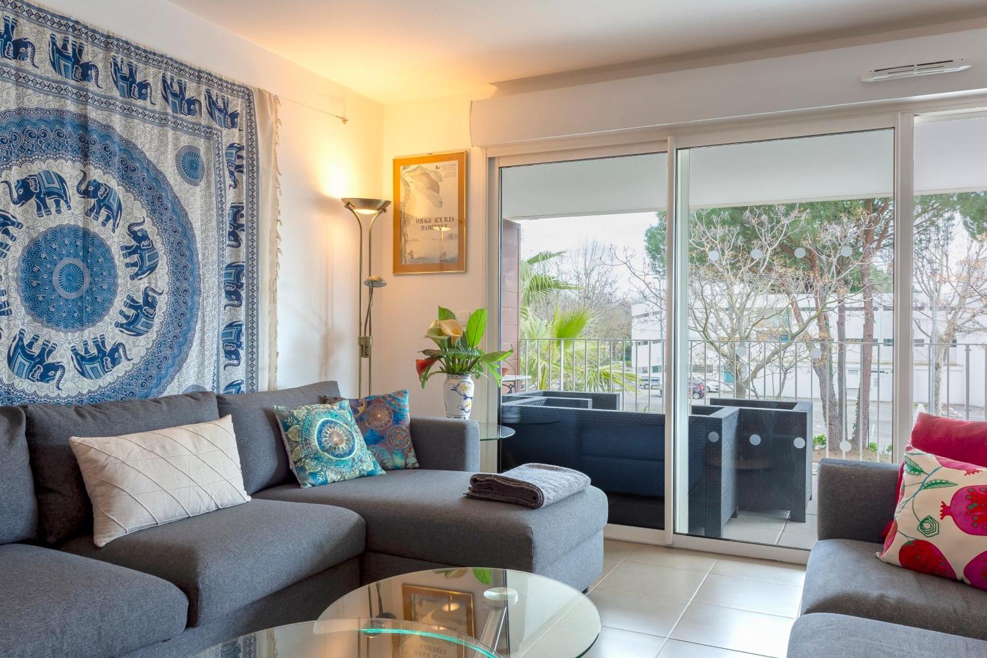 Chez Martin - Spacieux Appartement Climatise Proche De La Plage Ла-Гранд-Мот Экстерьер фото